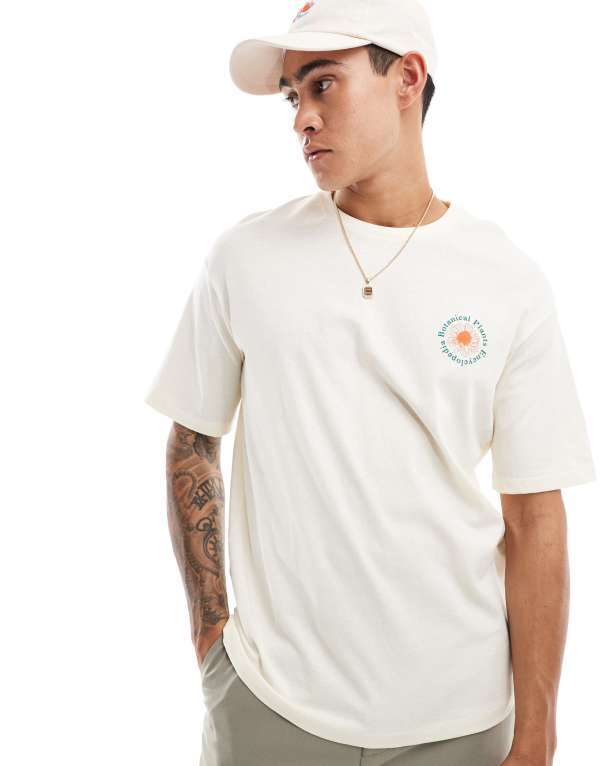 【送料無料】 セレクテッドオム メンズ Tシャツ トップス Selected Homme oversized t-shirt with botanical circle backprint in cream Egret