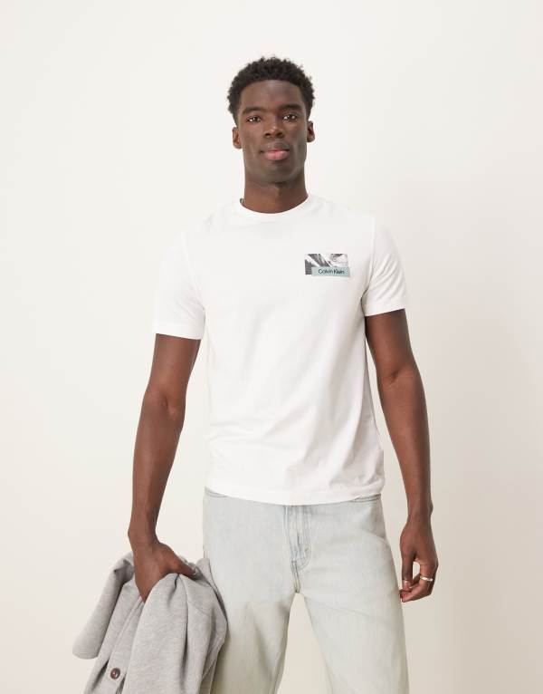 ̵ Х󥯥饤  T ȥåץ Calvin Klein backprint graphic t-shirt i...