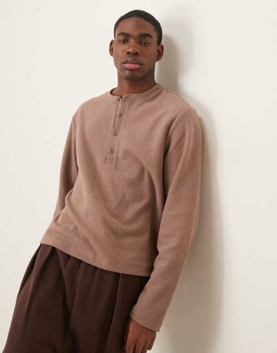 【送料無料】 エイソス メンズ Tシャツ トップス ASOS DESIGN boxy long sleeve t-shirt in brushed rib with henley neck in brown LIGHT BROWN 【送料無料】 エイソス メンズ Tシャツ トップス ASOS DESIGN boxy long sleeve t-shirt in brushed rib with henley neck in brown LIGHT BROWN