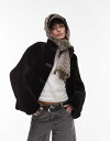 【送料無料】 マンゴ レディース コート アウター Mango funnel neck shearling jacket in black Black
