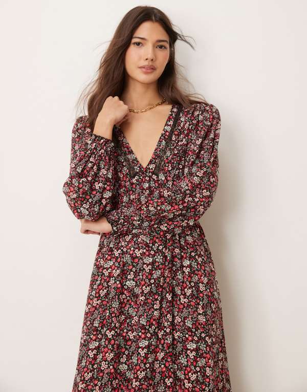 【送料無料】 ミスセルフフリッジ レディース ワンピース トップス Miss Selfridge trimmed maxi dress in multi print Multi