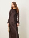 【送料無料】 ミスセルフフリッジ レディース ワンピース トップス Miss Selfridge long sleeve maxi dress in brown...
