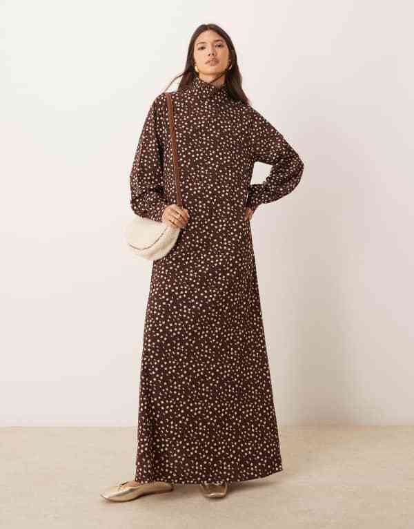 【送料無料】 グラマラス レディース ワンピース トップス Glamorous high neck maxi dress in brown floral Brown Floral