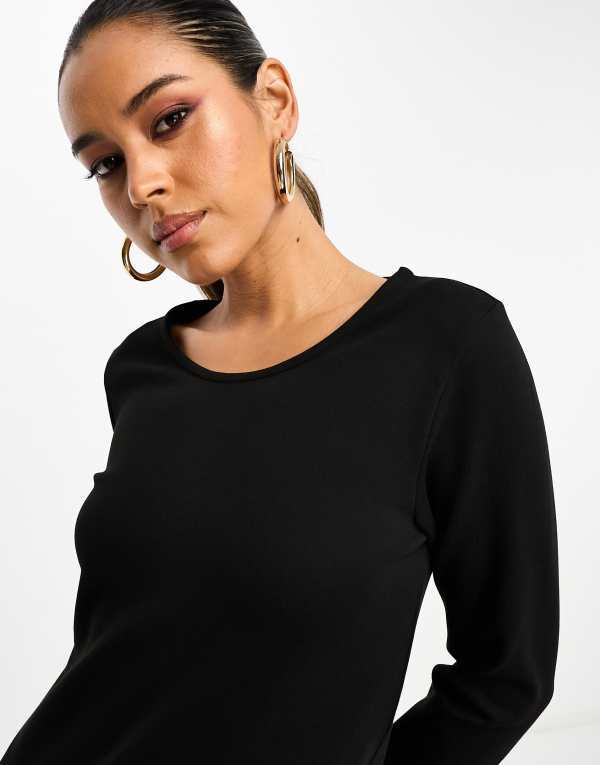 【送料無料】 ヴィラ レディース ワンピース トップス Vila round neck jersey midi sweater dress in black Black