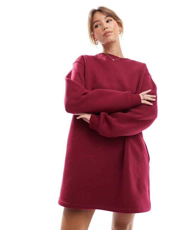 【送料無料】 エイソス レディース ワンピース トップス ASOS DESIGN oversized mini sweats dress in burgundy Burgundy