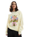 【送料無料】 ミスセルフフリッジ レディース パーカー・スウェット アウター Miss Selfridge floral bouquet oversized s...