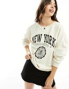 【送料無料】 オンリー レディース パーカー・スウェット アウター ONLY New York print sweatshirt in stone CREAM