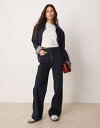 【送料無料】 エイソス レディース デニムパンツ ボトムス ASOS DESIGN wide leg jeans with patch pockets and gold detail button fly in blue black Blue(4)