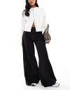 【送料無料】 ストラディバリウス レディース デニムパンツ ボトムス Stradivarius Petite baggy jeans in black Black(4)