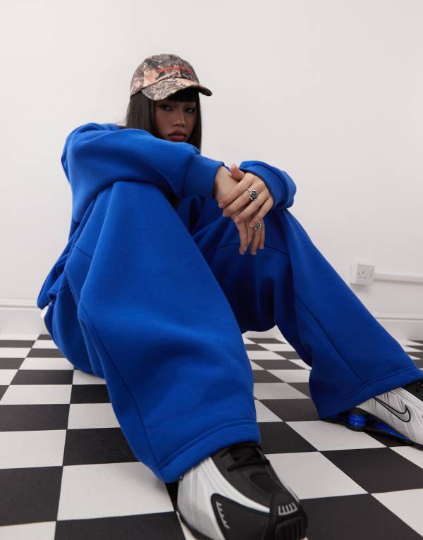 【送料無料】 コルージョン レディース カジュアルパンツ ボトムス COLLUSION relaxed sweatpants in blue BLUE