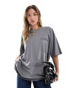 【送料無料】 エイソス レディース Tシャツ トップス ASOS DESIGN boyfriend fit t-shirt with paris back graphic in charcoal CHARCOAL