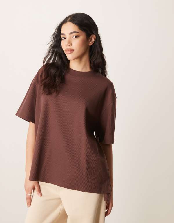 エイソス レディース トップス Tシャツ ASOS DESIGN oversized heavyweight T-shirt with side splits in waffle in chocolate Choc チョコレート