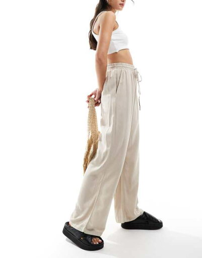 【送料無料】 ヴィラ レディース カジュアルパンツ ボトムス Vila linen mix tie waist wide leg pants in stone Feather gray 【送料無料】 ヴィラ レディース カジュアルパンツ ボトムス Vila linen mix tie waist wide leg pants in stone Feather gray