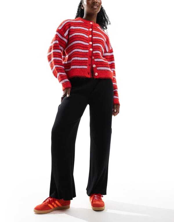 【送料無料】 ウェンズデーガール レディース カジュアルパンツ ボトムス Wednesday's Girl loose knit wide leg pants in black Black