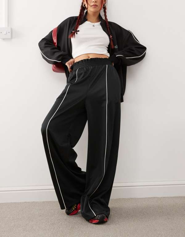̵  ǥ 奢ѥ ܥȥॹ Monki wide leg pull-on track pants with...