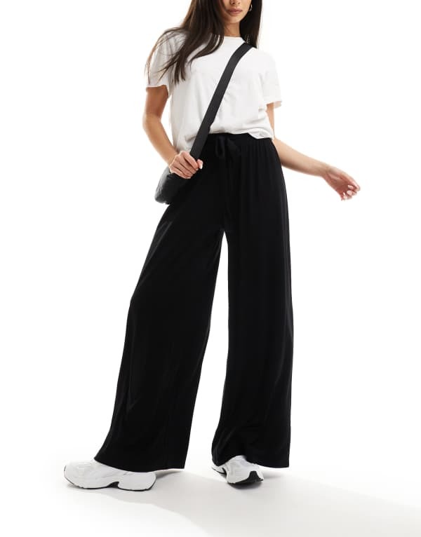 【送料無料】 エイソス レディース カジュアルパンツ ボトムス ASOS DESIGN tie belt wide leg pants in black Black