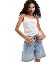 【送料無料】 モンキ レディース ベスト トップス Monki strappy pointelle tank top with lace trim in lig...