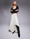 【送料無料】 エイソス レディース スカート ボトムス ASOS DESIGN knitted spliced cable knit maxi skirt in...