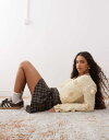 【送料無料】 ミスセルフフリッジ レディース カーディガン アウター Miss Selfridge 3D floral cropped cardigan in ...
