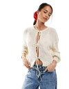 【送料無料】 オンリー レディース カーディガン アウター ONLY tie detail knitted cardigan in cream CREAM