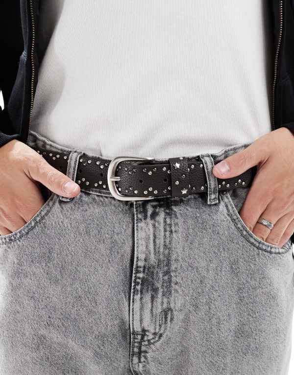 【送料無料】 エイソス メンズ ベルト アクセサリー ASOS DESIGN faux leather belt with star studs in black Black