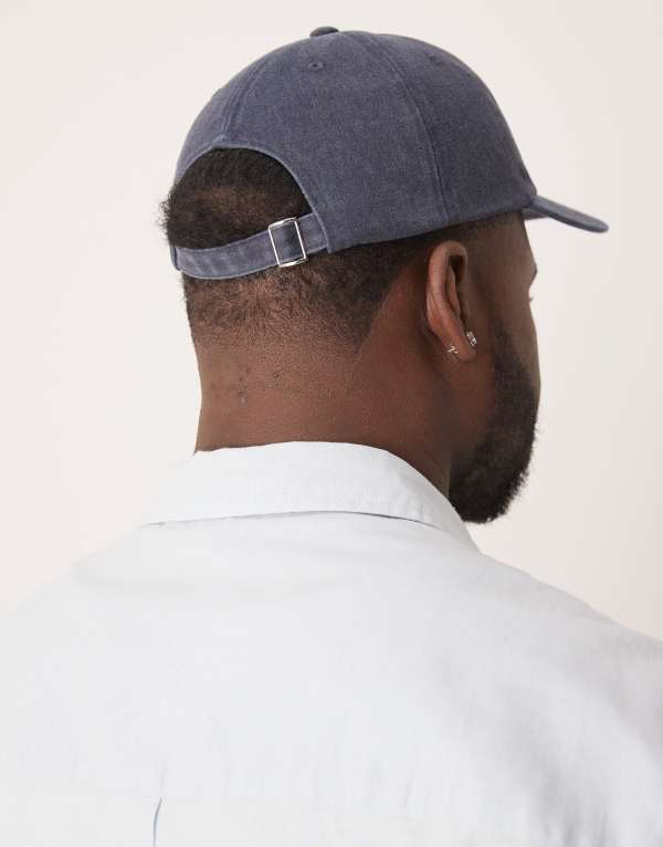 【送料無料】 エイソス メンズ 帽子 アクセサリー ASOS DESIGN cap with embroidery in washed blue Washed blue