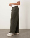 【送料無料】 エイソス メンズ カジュアルパンツ ボトムス ASOS DESIGN smart wool look loose leg pants in charcoal with front pleat CHARCOAL