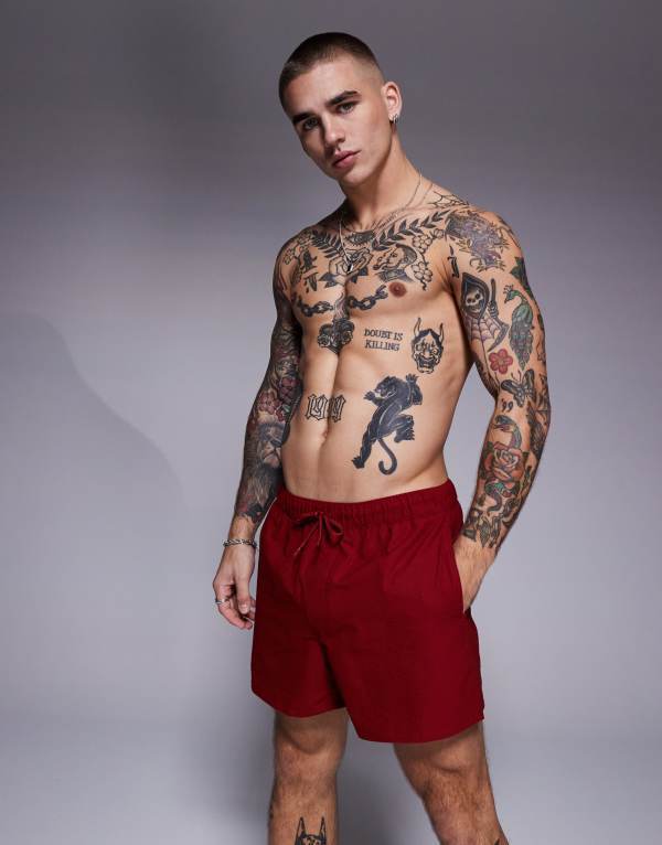 【送料無料】 エイソス メンズ ハーフパンツ・ショーツ 水着 ASOS DESIGN seersucker swim shorts in short length in burgundy Burgundy
