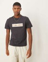 【送料無料】 カルバンクライン メンズ Tシャツ トップス Calvin Klein Jeans large label T-shirt in dark gray Phantom