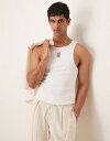 【送料無料】 エイソス メンズ ベスト トップス ASOS DESIGN muscle fit tank top in heavyweight 300gsm white with logo embroidery WHITE