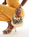 【送料無料】 エイソス レディース クラッチバッグ バッグ ASOS DESIGN hammered top handle clutch bag in gold GOLD