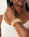 【送料無料】 エイソス レディース ブレスレット・バングル・アンクレット アクセサリー ASOS DESIGN wire wrapped cuff bracelet in gold tone gold(4)