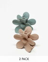 【送料無料】 ピーシーズ レディース ヘアアクセサリー アクセサリー Pieces flower 2-pack hair claw clip in neutra...