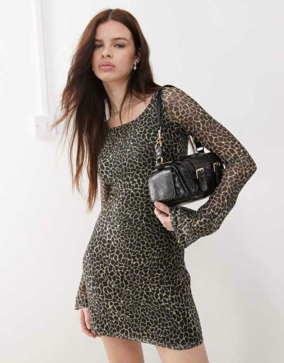【送料無料】 モーテル レディース ワンピース トップス Motel sartika flared sleeve giraffe print mini dress in black and cream Black / Cream 【送料無料】 モーテル レディース ワンピース トップス Motel sartika flared sleeve giraffe print mini dress in black and cream Black / Cream