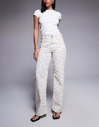 【送料無料】 リバーアイランド レディース デニムパンツ ボトムス River Island ditsy floral relaxed straight jeans in ecru ECRU 【送料無料】 リバーアイランド レディース デニムパンツ ボトムス River Island ditsy floral relaxed straight jeans in ecru ECRU