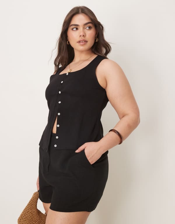 【送料無料】 エイソス レディース ハーフパンツ・ショーツ ボトムス ASOS DESIGN Curve relaxed dad shorts with linen in black Black