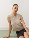 【送料無料】 コルージョン レディース ベスト トップス COLLUSION knit cable v neck vest CREAM