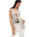 【送料無料】 エイソス レディース ベスト トップス ASOS DESIGN wide ribbed knit textured tie front vest ...