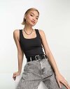 【送料無料】 オンリー レディース ベスト トップス Only reversible seamless square neck tank top in blac...