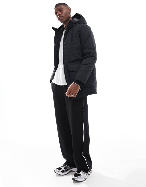 【送料無料】 ジャック アンド ジョーンズ メンズ ジャケット・ブルゾン アウター Jack & Jones utility parka in black Black