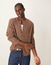 【送料無料】 エイソス メンズ カーディガン アウター ASOS DESIGN cable knit crew neck cardigan in brown b...
