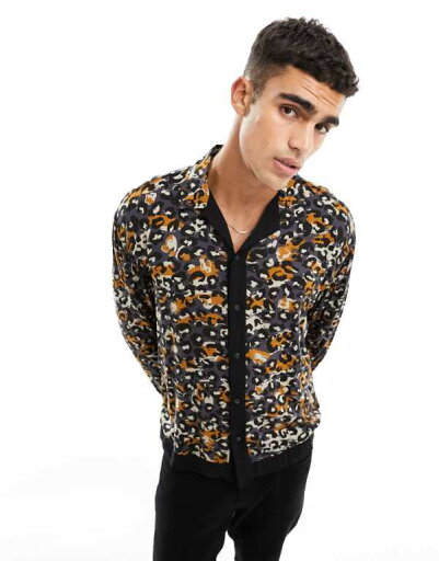 【送料無料】 アダプト メンズ シャツ トップス ADPT oversized abstract leopard print shirt with border shirt in black Black