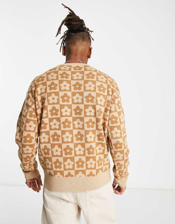 【送料無料】 ジャック アンド ジョーンズ メンズ ニット・セーター アウター Jack & Jones oversized jacquard floral checkerboard sweater in beige Woodsmoke