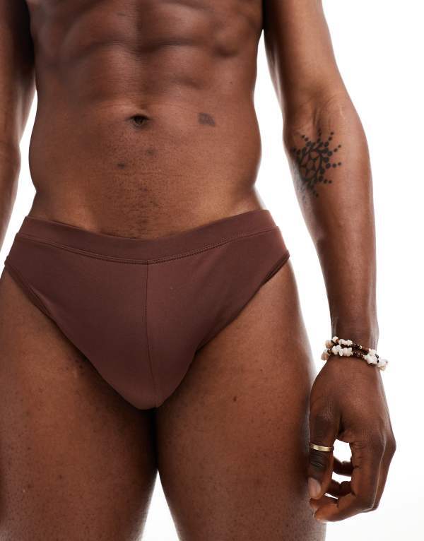 【送料無料】 エイソス メンズ ハーフパンツ・ショーツ 水着 ASOS DESIGN swim brief in brown BROWN