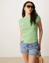 【送料無料】 エイソス レディース Tシャツ トップス ASOS DESIGN textured knit button detail tee in green GREEN(4)