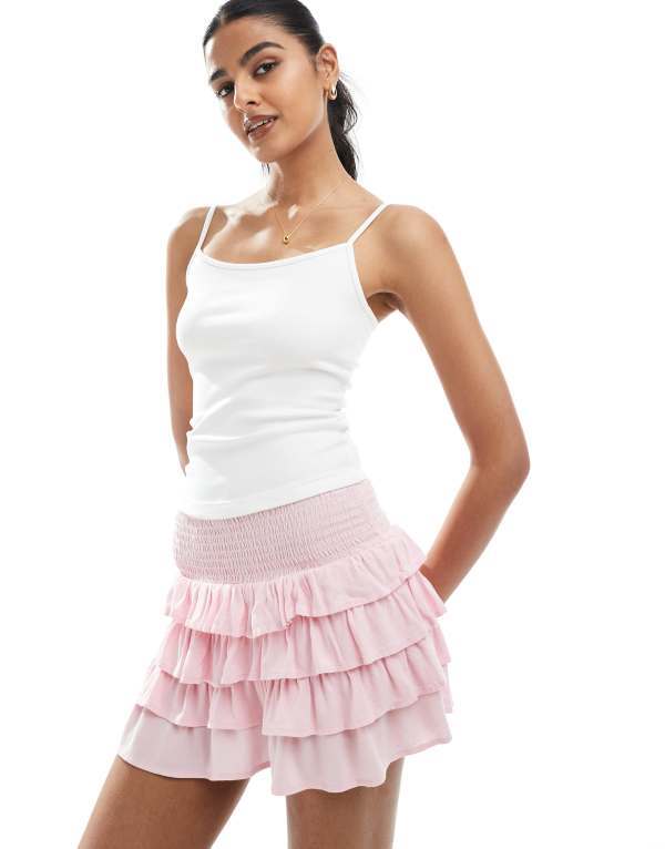 ̵ ٥륷奫 ǥ  ܥȥॹ Bershka tiered mini skirt in pink PINK