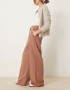 【送料無料】 エイソス レディース カジュアルパンツ ボトムス ASOS DESIGN tailored relaxed straight leg pants in apricot Apricot(4)