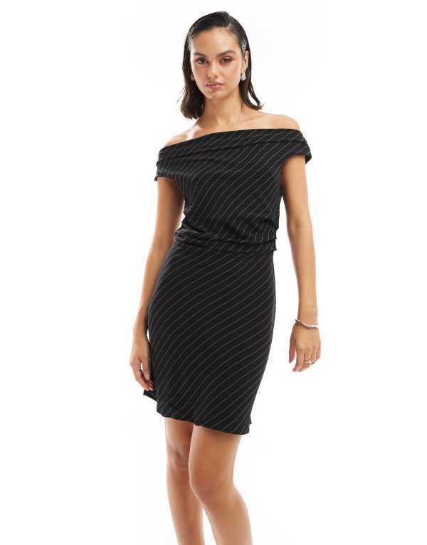 ̵ ꡼ ǥ ԡ ȥåץ ONLY off shoulder mini dress in black pin...
