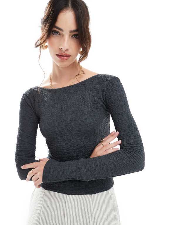【送料無料】 プルアンドベアー レディース Tシャツ トップス Pull&Bear textured