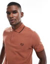 【送料無料】 フレッドペリー メンズ ポロシャツ トップス Fred Perry twin tipped polo shirt in rust CNMN/NTF...